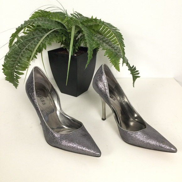 GUESS Pointed Toe Sparkly 4” Heels, Size 7.5 - Picture 3 of 12